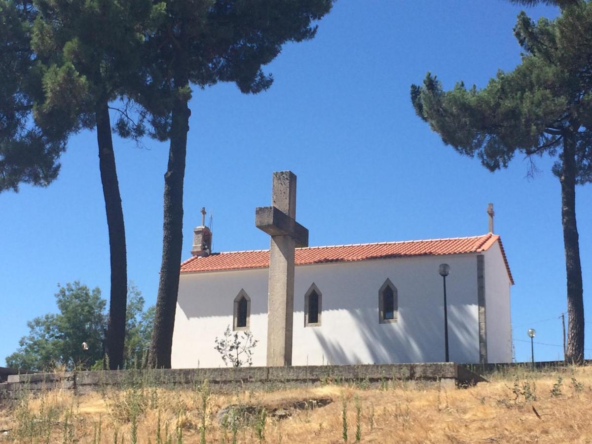 Вілла Douro House Карразе́да-де-Ансіа́йнш Екстер'єр фото